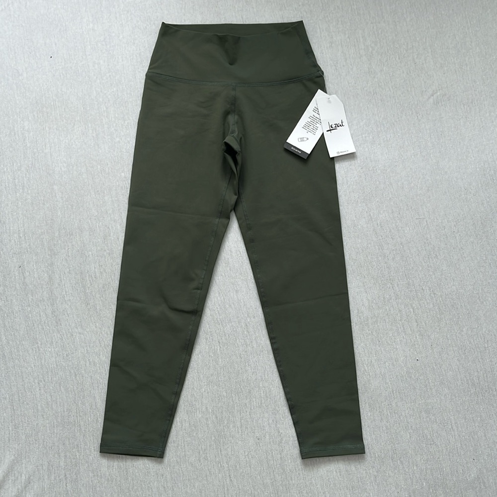 NWT Lezat eco-active, sustainable, activewear, workout set, olive green, Size S - Picture 12 of 16